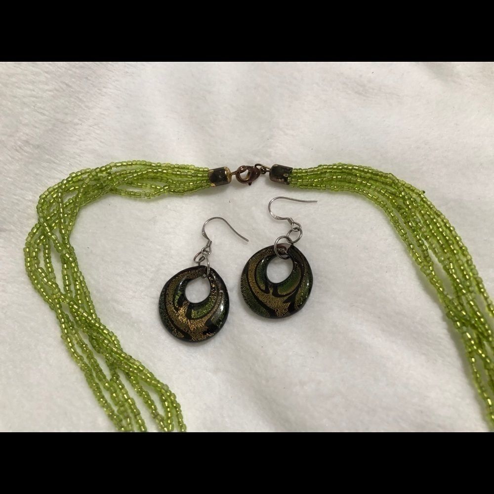 Glass Pendant Necklace with Earrings Set‎ - Picture 10 of 10